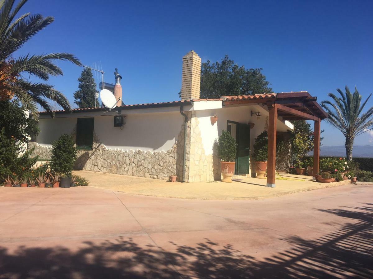 Casa Vacanze Сант-Антиоко Экстерьер фото