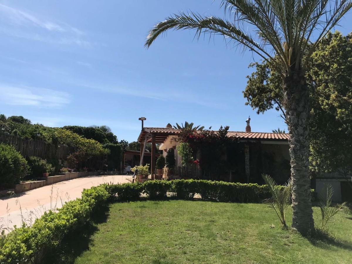 Casa Vacanze Сант-Антиоко Экстерьер фото